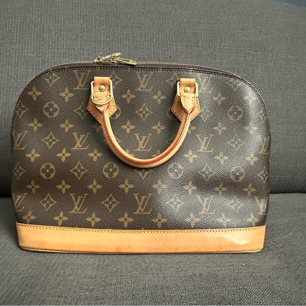 Authentic Louis Vuitton Alma PM Handbag